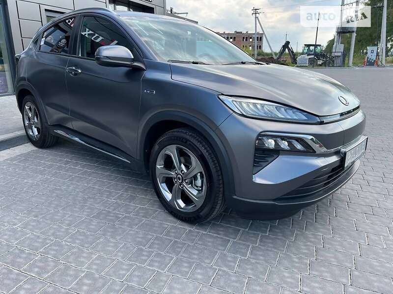 Позашляховик / Кросовер Honda M-NV 2023 в 