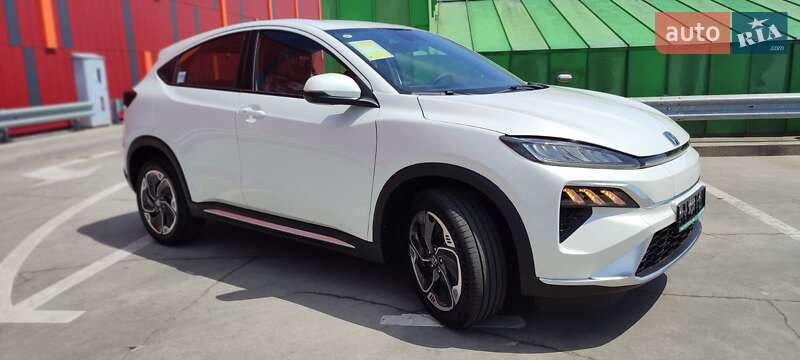 Внедорожник / Кроссовер Honda M-NV 2023 в Киеве