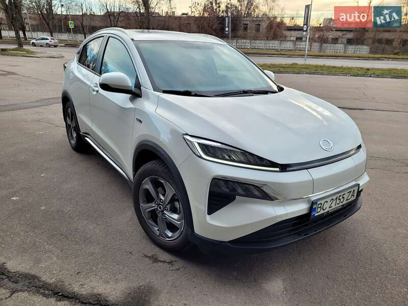 Внедорожник / Кроссовер Honda M-NV 2021 в Львове