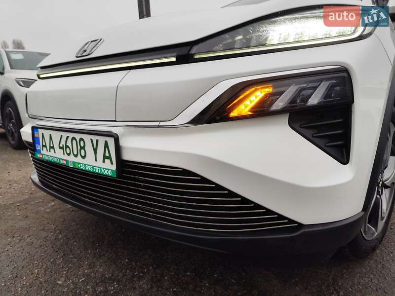 Позашляховик / Кросовер Honda M-NV 2022 в Києві