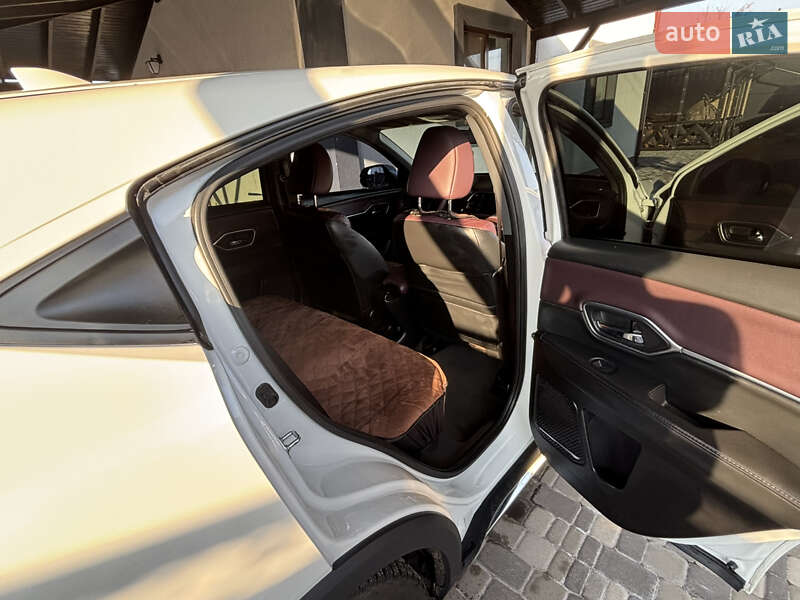 Позашляховик / Кросовер Honda M-NV 2022 в Києві фото 5 Позашляховик / Кросовер Honda M-NV 2022 в Києві