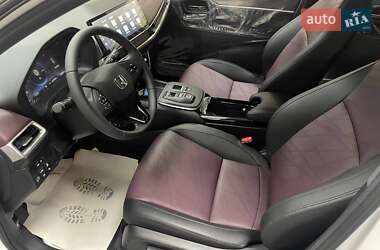 Позашляховик / Кросовер Honda M-NV 2024 в 