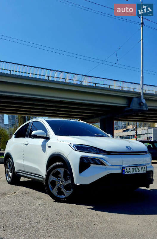 Honda M-NV 2021
