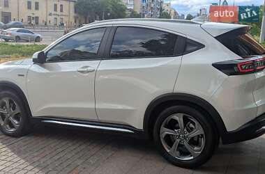 Позашляховик / Кросовер Honda M-NV 2021 в 
