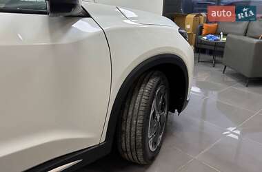 Позашляховик / Кросовер Honda M-NV 2024 в 