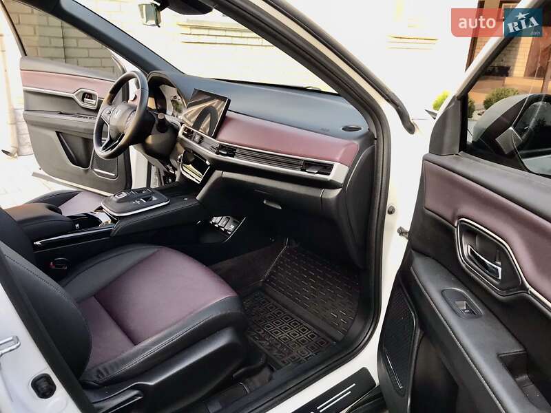 Позашляховик / Кросовер Honda M-NV 2024 в Кам'янці