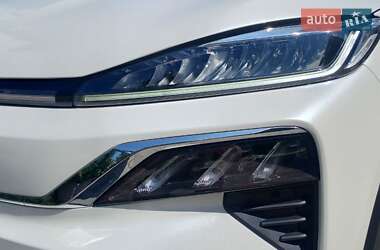 Позашляховик / Кросовер Honda M-NV 2022 в 