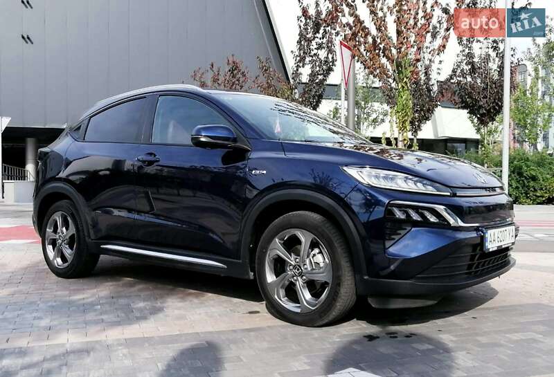 Позашляховик / Кросовер Honda M-NV 2022 в Києві