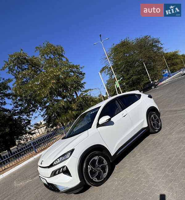 Внедорожник / Кроссовер Honda M-NV 2023 в Одессе