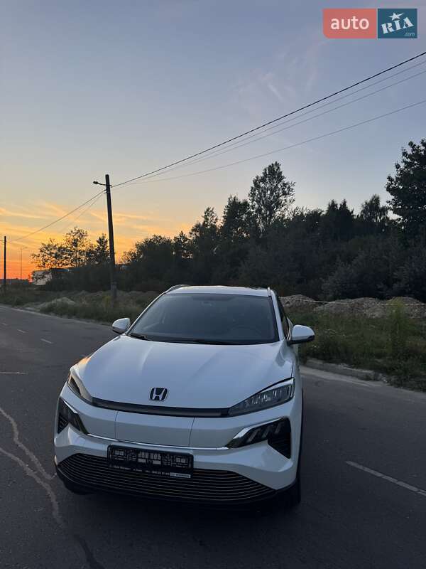 Honda M-NV 2022