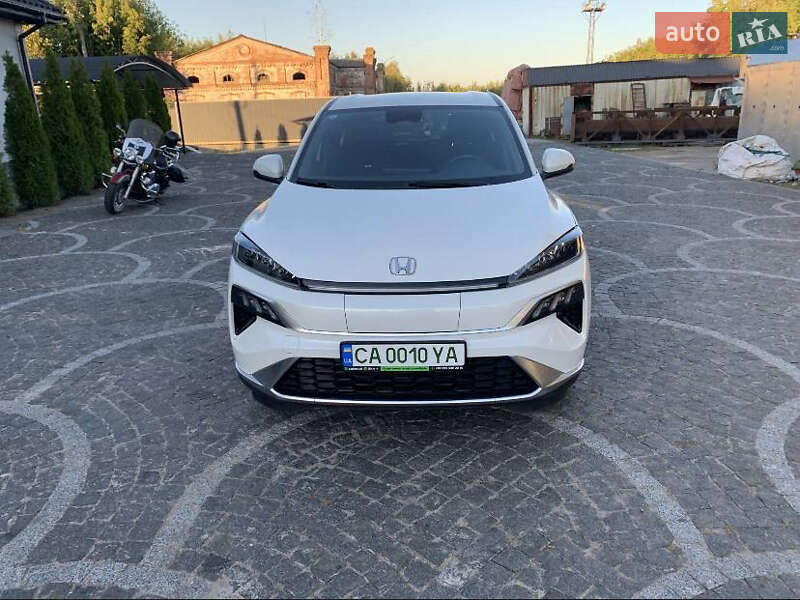 Honda M-NV 2023