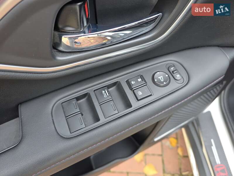 Позашляховик / Кросовер Honda M-NV 2022 в Харкові