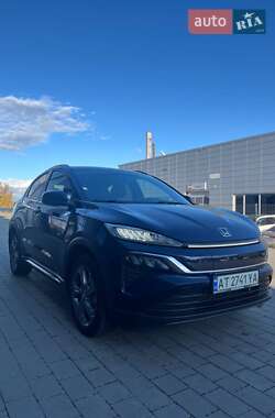 Позашляховик / Кросовер Honda M-NV 2021 в 