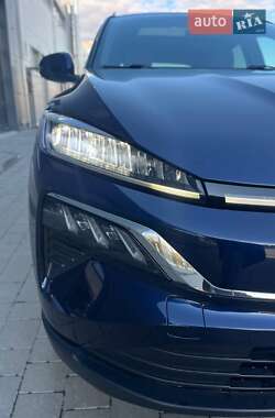 Позашляховик / Кросовер Honda M-NV 2021 в 