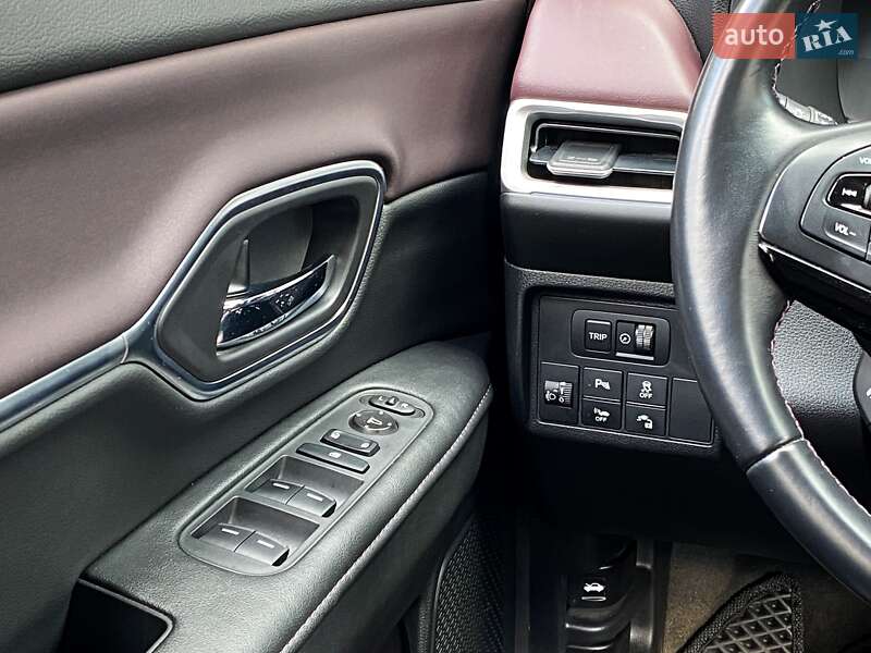 Позашляховик / Кросовер Honda M-NV 2023 в Києві