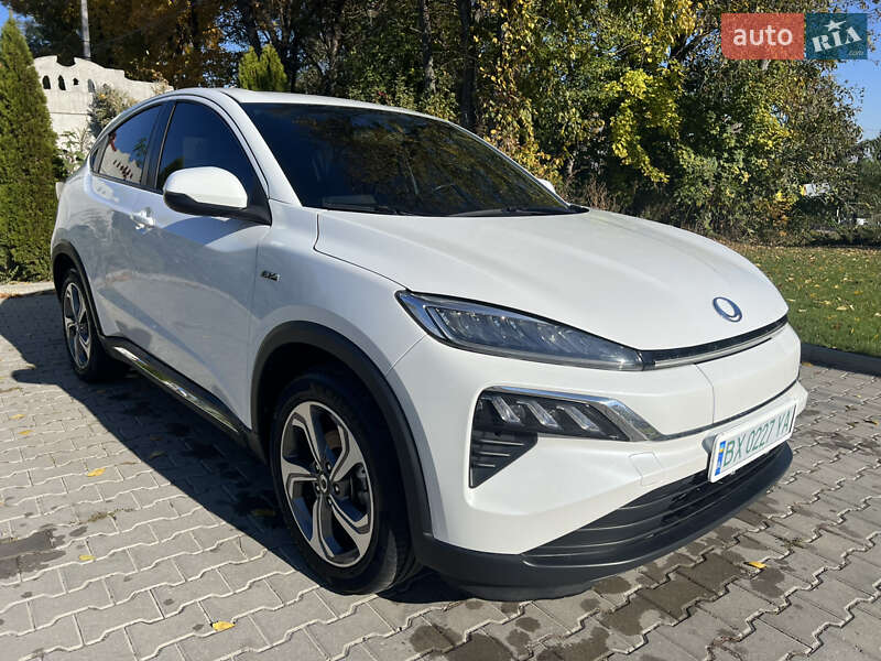 Позашляховик / Кросовер Honda M-NV 2021 в Кіцмані