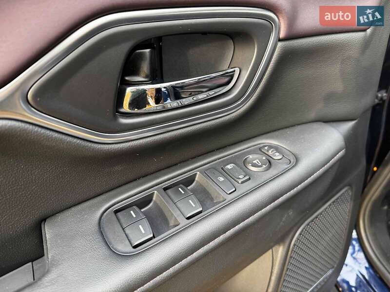 Внедорожник / Кроссовер Honda M-NV 2024 в Киеве