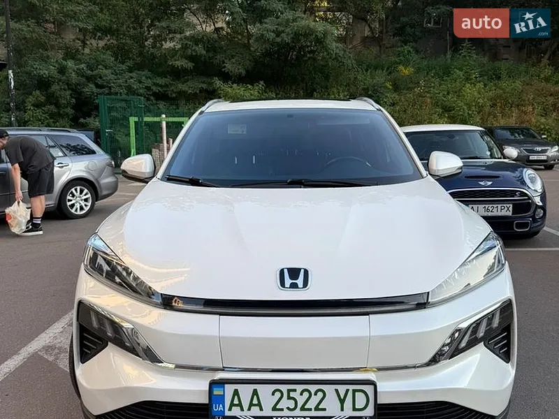 Honda M-NV 2022