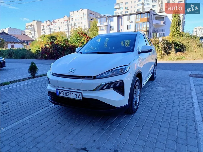 Honda M-NV 2022