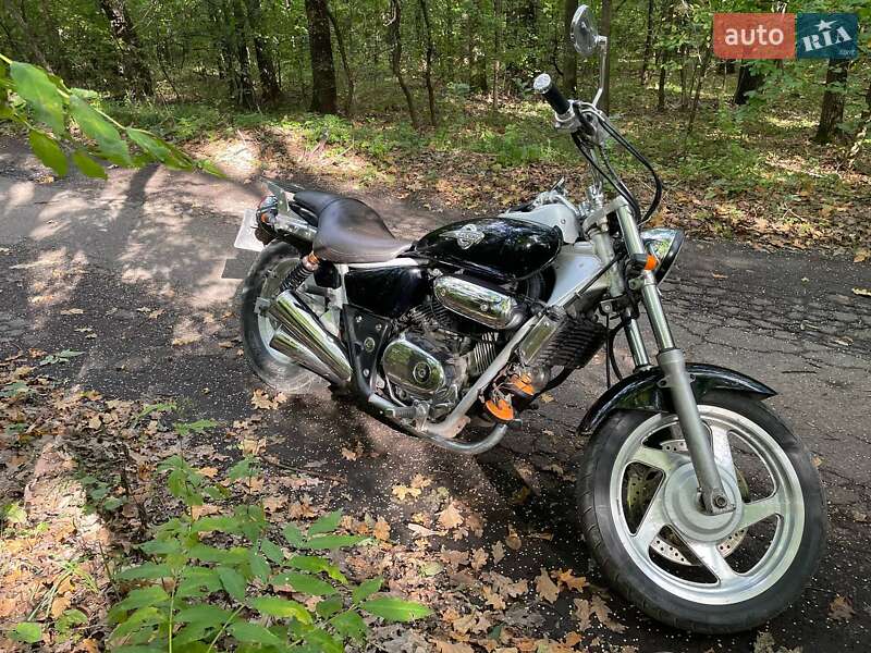 Боббер Honda Magna 250 2003 в Новомосковске