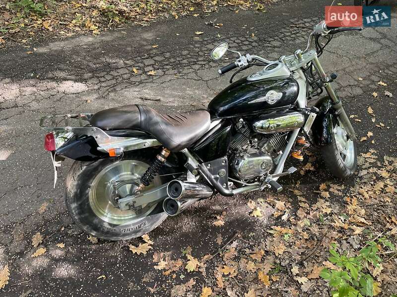 Боббер Honda Magna 250 2003 в Новомосковске