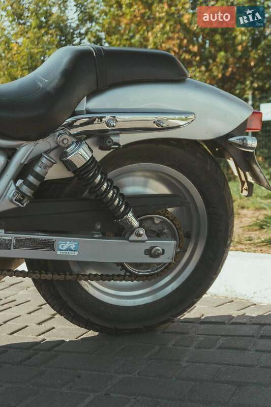 Мотоцикл Круизер Honda Magna 250 2001 в Дачном