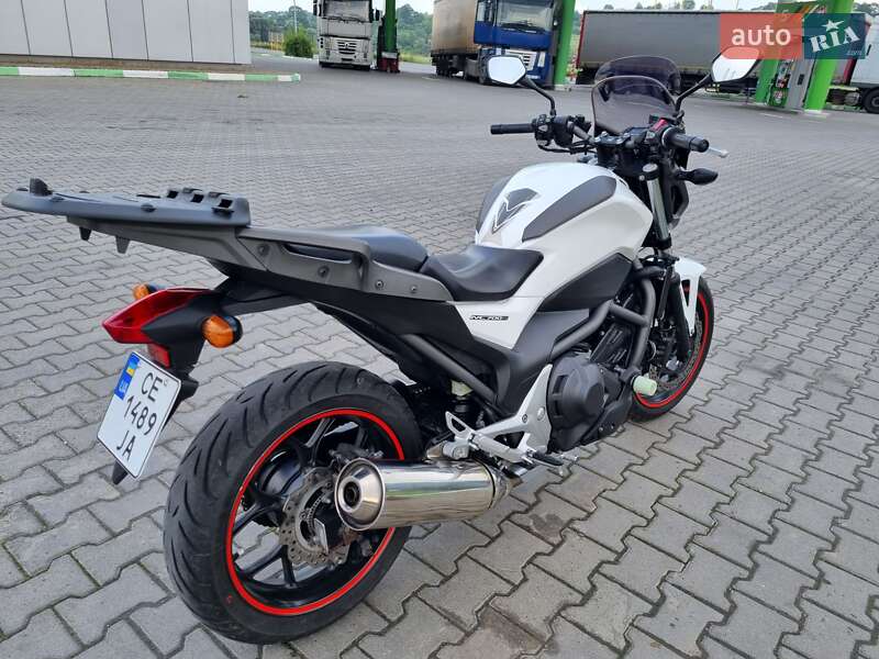 Мотоцикл Багатоцільовий (All-round) Honda NC 700S 2014 в Чернівцях