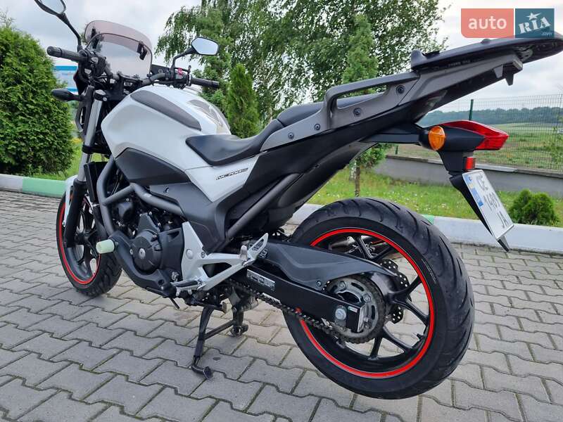 Мотоцикл Багатоцільовий (All-round) Honda NC 700S 2014 в Чернівцях