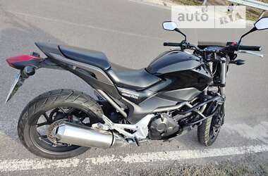 Мотоцикл Без обтекателей (Naked bike) Honda NC 700S 2013 в Львове