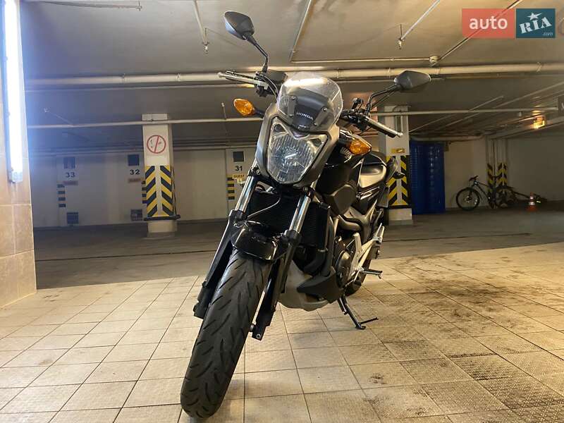 Мотоцикл Туризм Honda NC 700S 2014 в Киеве