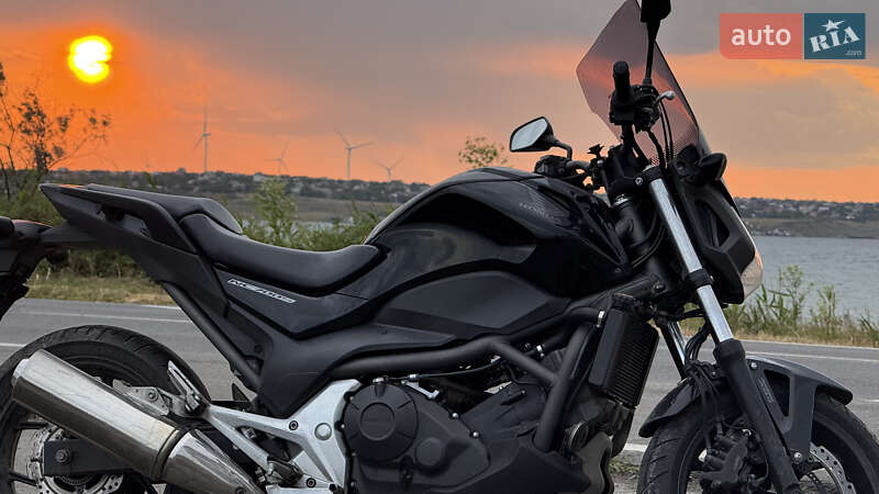 Мотоцикл Туризм Honda NC 700S 2013 в Южному