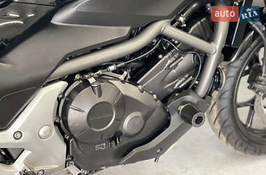Мотоцикл Без обтекателей (Naked bike) Honda NC 700S 2014 в 