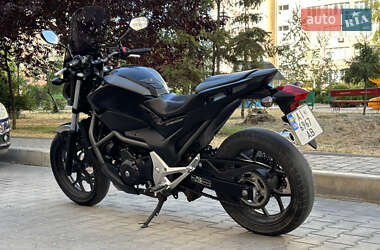 Мотоцикл Туризм Honda NC 700S 2013 в 