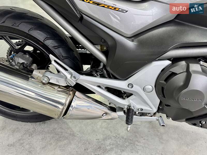 Мотоцикл Без обтекателей (Naked bike) Honda NC 700S 2012 в Хмельницком