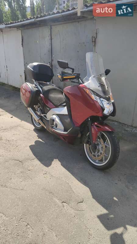 Мотоцикл Туризм Honda NC 700X Integra 2014 в 