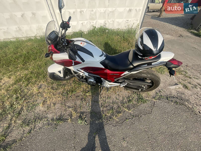 Мотоцикл Спорт-туризм Honda NC 700X 2013 в Киеве