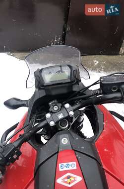 Мотоцикл Спорт-туризм Honda NC 700X 2012 в 