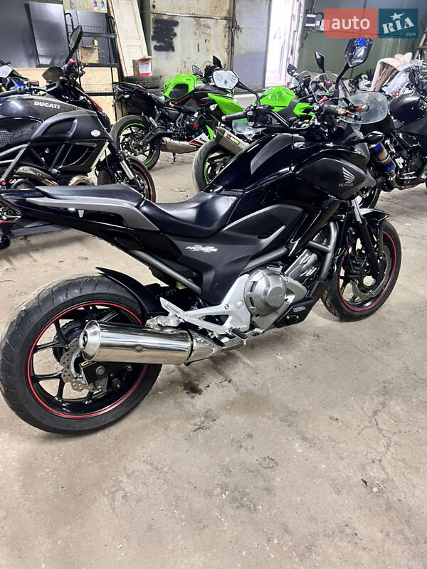 Мотоцикл Туризм Honda NC 700X 2012 в Житомирі фото 5 Мотоцикл Туризм Honda NC 700X 2012 в Житомирі