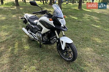 Мотоцикл Туризм Honda NC 700XA 2012 в 