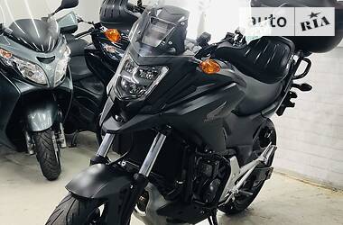 Мотоцикл Спорт-туризм Honda NC 750S 2018 в 