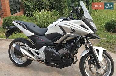 Мотоцикл Туризм Honda NC 750S 2018 в 