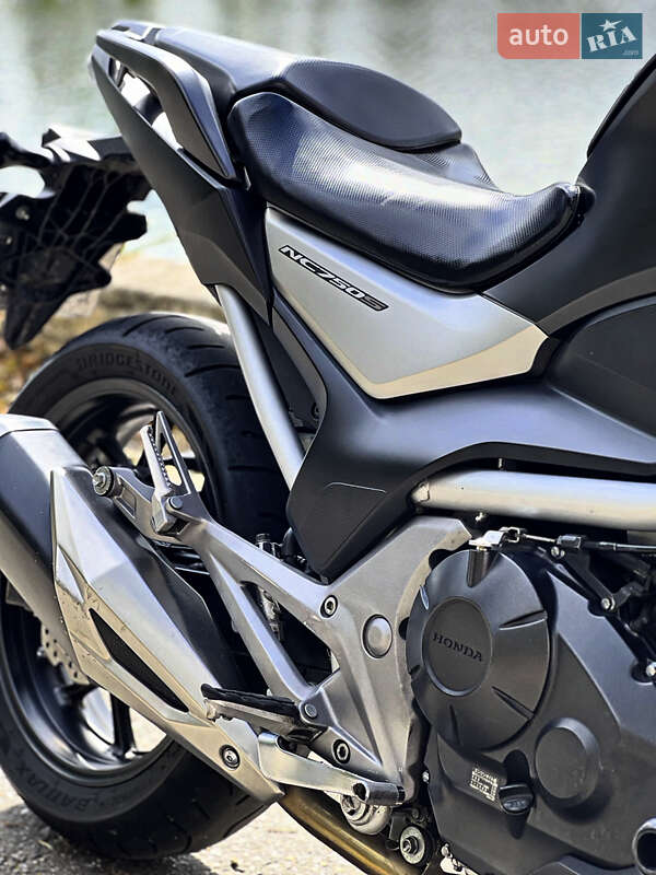 Мотоцикл Спорт-туризм Honda NC 750S 2016 в Кропивницком фото 17 Мотоцикл Спорт-туризм Honda NC 750S 2016 в Кропивницком