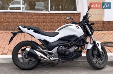 Мотоцикл Без обтікачів (Naked bike) Honda NC 750S 2016 в Одесі