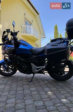 Мотоцикл Спорт-туризм Honda NC 750X 2020 в 