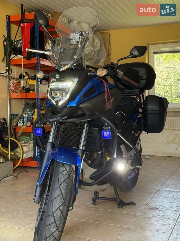 Мотоцикл Спорт-туризм Honda NC 750X 2020 в Ровно