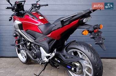 Мотоцикл Туризм Honda NC 750X 2017 в 