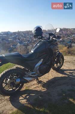 Мотоцикл Туризм Honda NC 750X 2023 в 