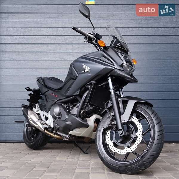 Honda NC 750X 2016
