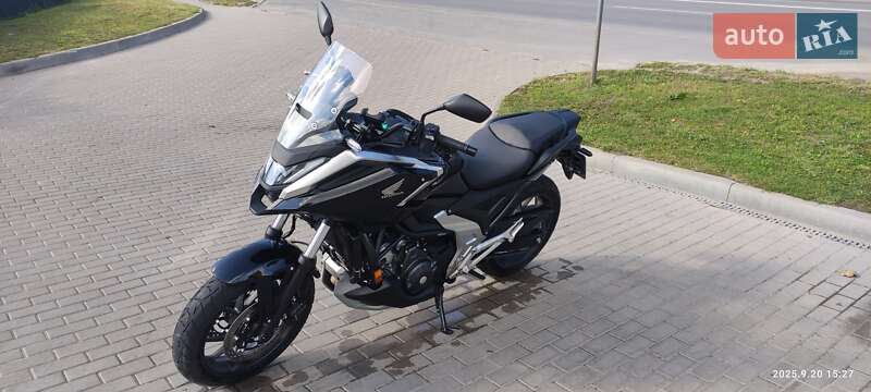 Мотоцикл Спорт-туризм Honda NC 750X 2025 в Тернополе
