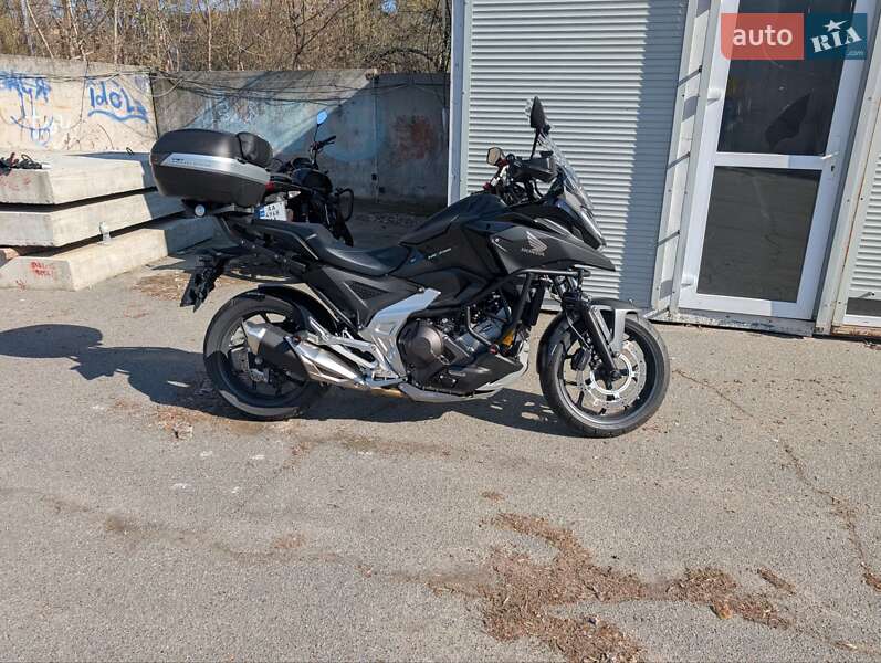 Мотоцикл Кросс Honda NC 750X 2023 в Киеве
